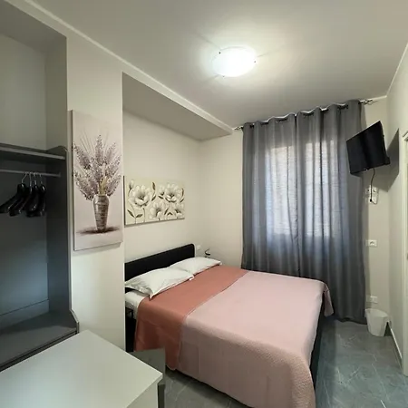 לינה וארוחת בוקר Waterfront